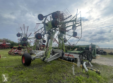 Andaineur double rotor central Claas