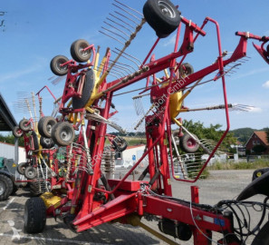 Andaineur double rotor central Pöttinger