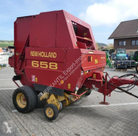 Presse à balles rondes à chambre variable New Holland