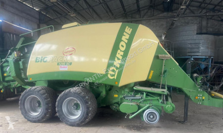Presse à balles carrées moyenne densité Krone