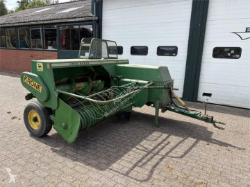 John Deere square baler