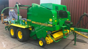Henificación John Deere 575 usado