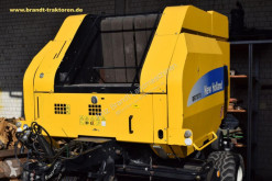New Holland BR 7070 Crop Cutter II Press med runda balar begagnad