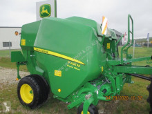 Presse à balles rondes John Deere F441M