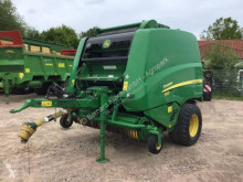 John Deere 990R Presse à balles rondes occasion