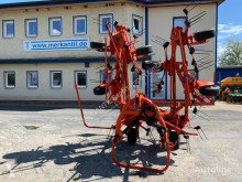 Henificación Kuhn GF 8702 Rastrillo usado