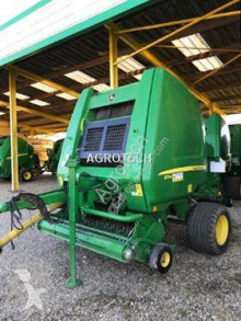 Henificación John Deere 854 Rotoempacadora usado