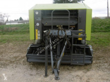 Presse à balles rondes Claas