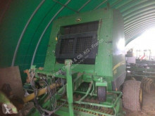 John Deere Hengerbálázó prés