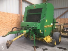 John Deere used Round baler