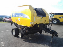 New Holland Round baler