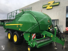 Presse à balles rondes John Deere