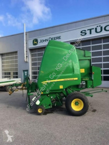 Henificación Rotoempacadora John Deere