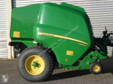 Presse à balles rondes John Deere