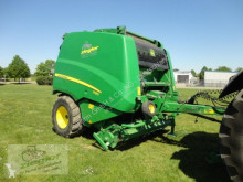 Yuvarlak balya presi John Deere