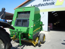 John Deere Press med runda balar begagnad