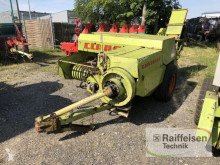 Presse à balles rondes Claas