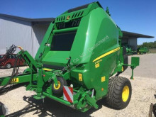 Presse à balles rondes John Deere