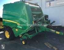 Presse à balles rondes John Deere