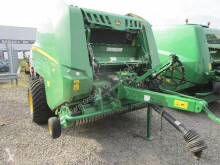 John Deere Press med runda balar begagnad