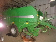 Round baler
