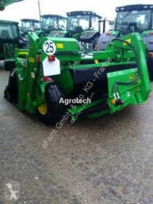 Faucheuse John Deere