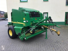 Presse à balles rondes John Deere 578 Premium