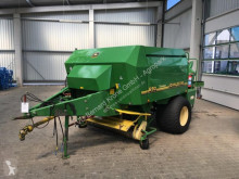 John Deere 690 presse à balles carrées occasion