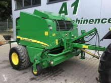 Presse à balles rondes John Deere
