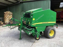 Pressa per balle tonde John Deere