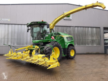 Ensileuse automotrice John Deere 8400
