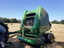Presse à balles rondes John Deere