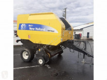 Presse à balles rondes New Holland