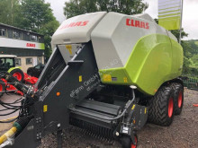 Presse à balles rondes Claas