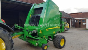 Presse à balles rondes John Deere