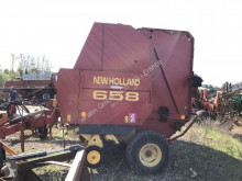 Presse à balles rondes New Holland