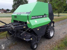 جمع الحشيش Deutz-Fahr مكبس حزمات قشّ دائرية مستعمل