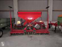 Herse rotative Kverneland NGH 401 mit D I-Drill Pro 4