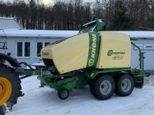 Empacadora de pacas cuadradas Krone Comprima CF 155 XC