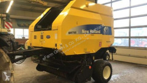 جمع الحشيش New Holland مكبس حزمات قشّ دائرية مستعمل