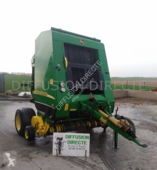 Fenaison John Deere presse balles rondes 592 occasion
