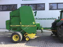 Presse à balles rondes John Deere
