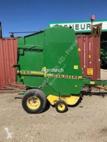Henificación John Deere Rotoempacadora usado