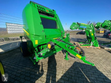 Atadeira de fardos redondos John Deere