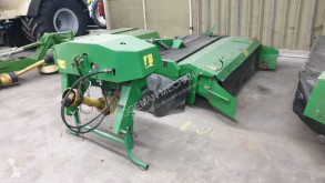 Žací stroj John Deere 328 A