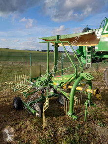 Kosenie lúk a sušenie sena Riadkovač jeden rotor Krone Swadro 35