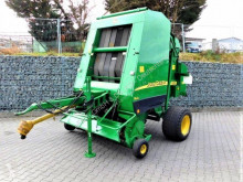 Lis na kulaté balíky John Deere
