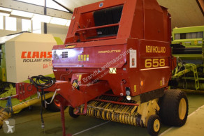 Presse à balles rondes à chambre variable New Holland 658 Crop Cut