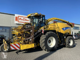 Ensileuse automotrice New Holland FR 9060