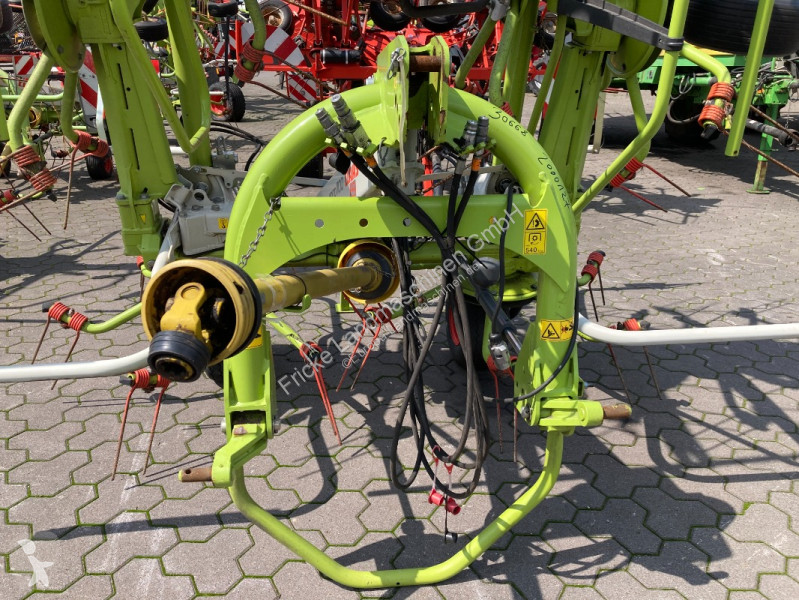 Henificación Claas  Volto 1100